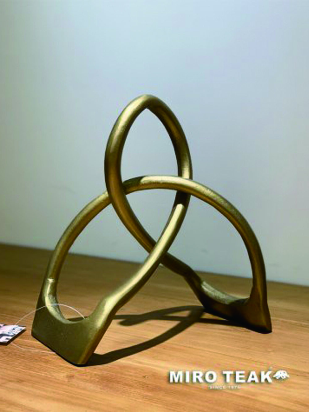 家飾擺設｜黃銅飾品-三角｜米羅柚木家居